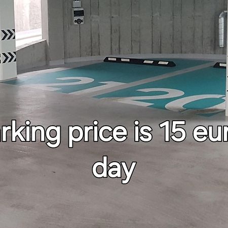 Happy Inn Emporia, Self Chek-In, Parking In The Underground Garage VNO Exteriör bild